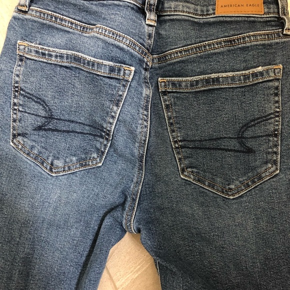 American Eagle women’s jeans - Picture 3 of 3